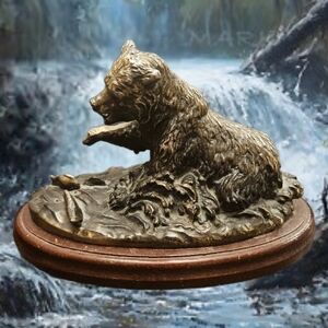 Gallery Originals "North American Grizzly Bear"  bronze cast sculpture